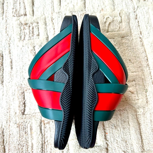 NIB Authentic Gucci Rubber Web Cross Front Slide Sandals Slippers Men 6 Women 8 - Picture 3 of 7